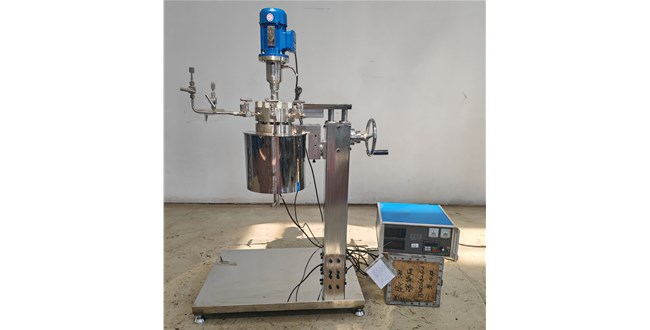 0.5L高温高压不锈钢手动升降翻转实验釜已完工发往广东客户处