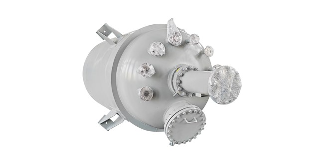 6400L不锈钢复合板夹套外循环反应釜已完工发往洛阳客户处