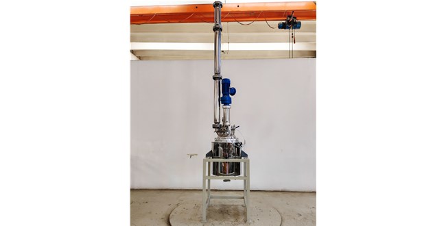 50L减压蒸馏不锈钢裂解釜已完工发往来宾客户处