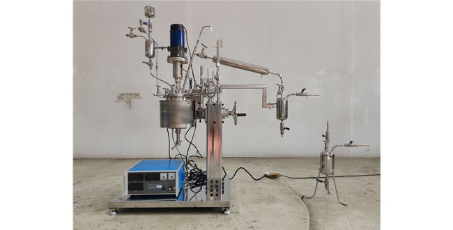 0.5L高温不锈钢手动升降尼龙聚合实验釜已完工发往北京客户处