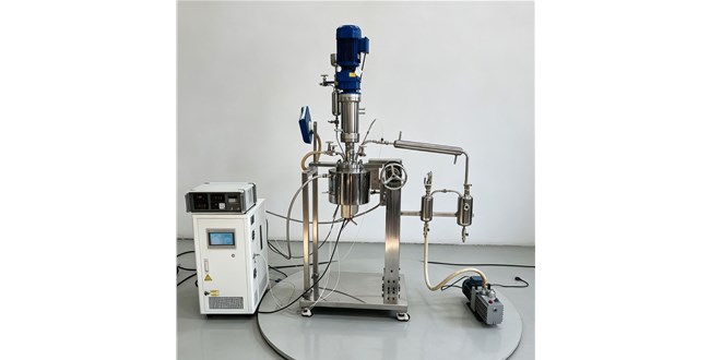 1L高温不锈钢减压蒸馏手动升降实验釜已完工发往孟加拉客户处