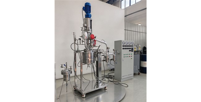 2.5L高温不锈钢减压蒸馏反应釜已完工发往杭州客户处